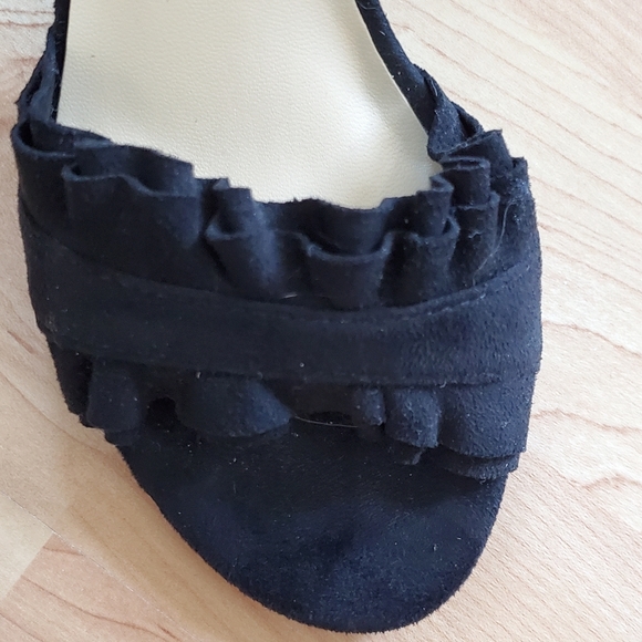 Black strappy heels - Picture 3 of 5